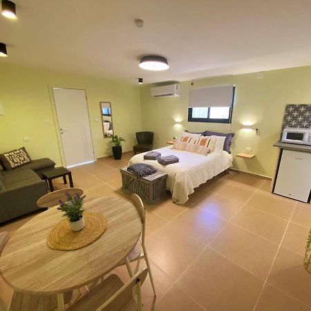 בקתת וולקנו בגולן Volcano Cabin Golan-Heights Sha'al Екстер'єр фото