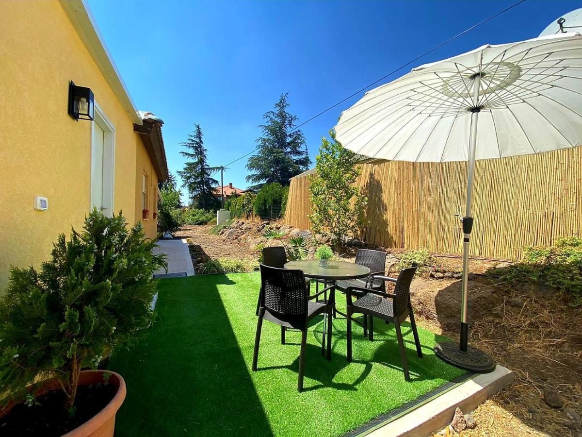 בקתת וולקנו בגולן Volcano Cabin Golan-Heights Sha'al Екстер'єр фото